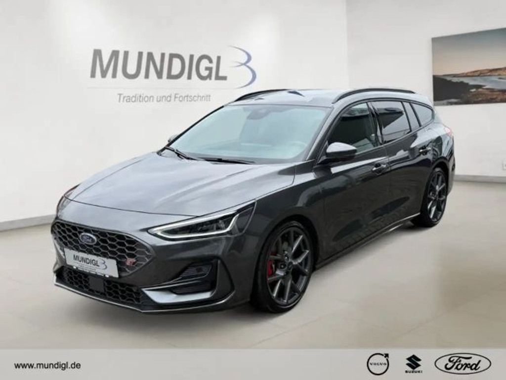 Ford Focus Wagon ST Line