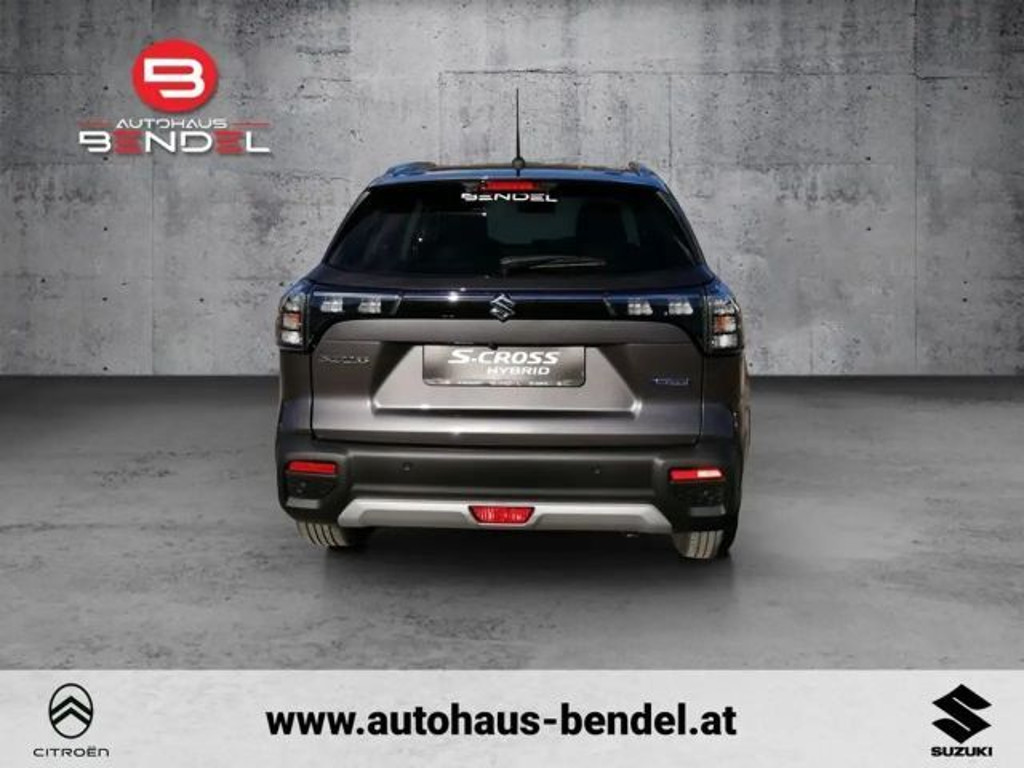 Suzuki S-Cross