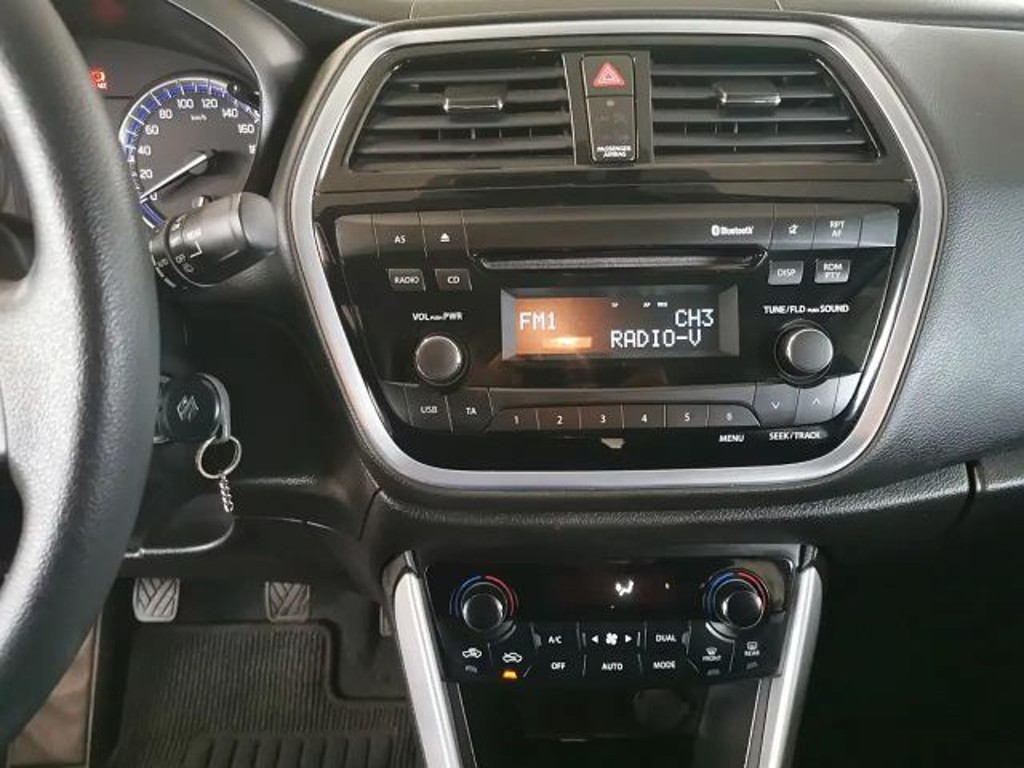 Suzuki S-Cross