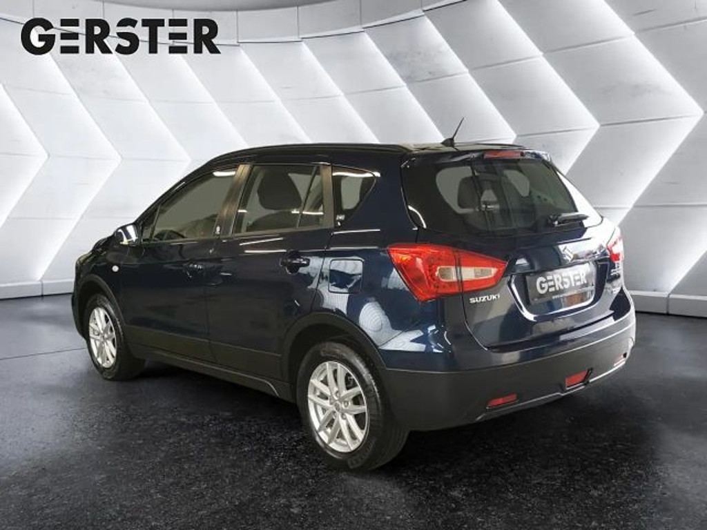 Suzuki S-Cross