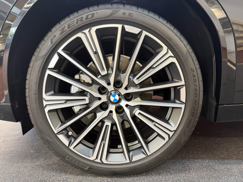 BMW iX2