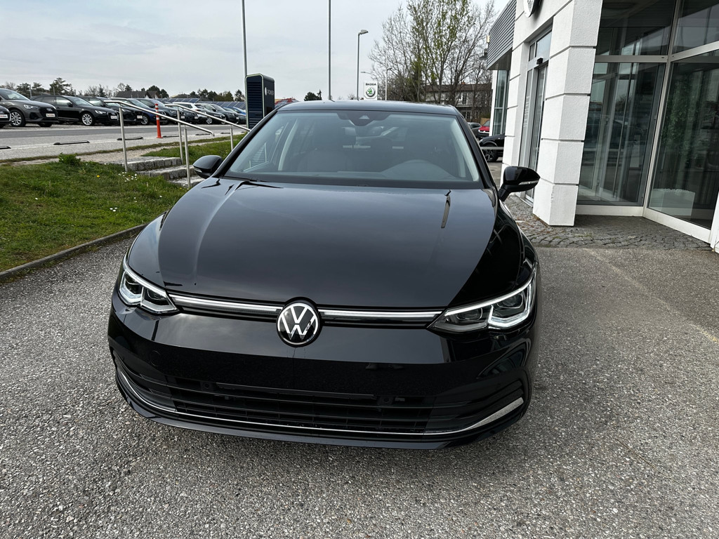 Volkswagen Golf Style