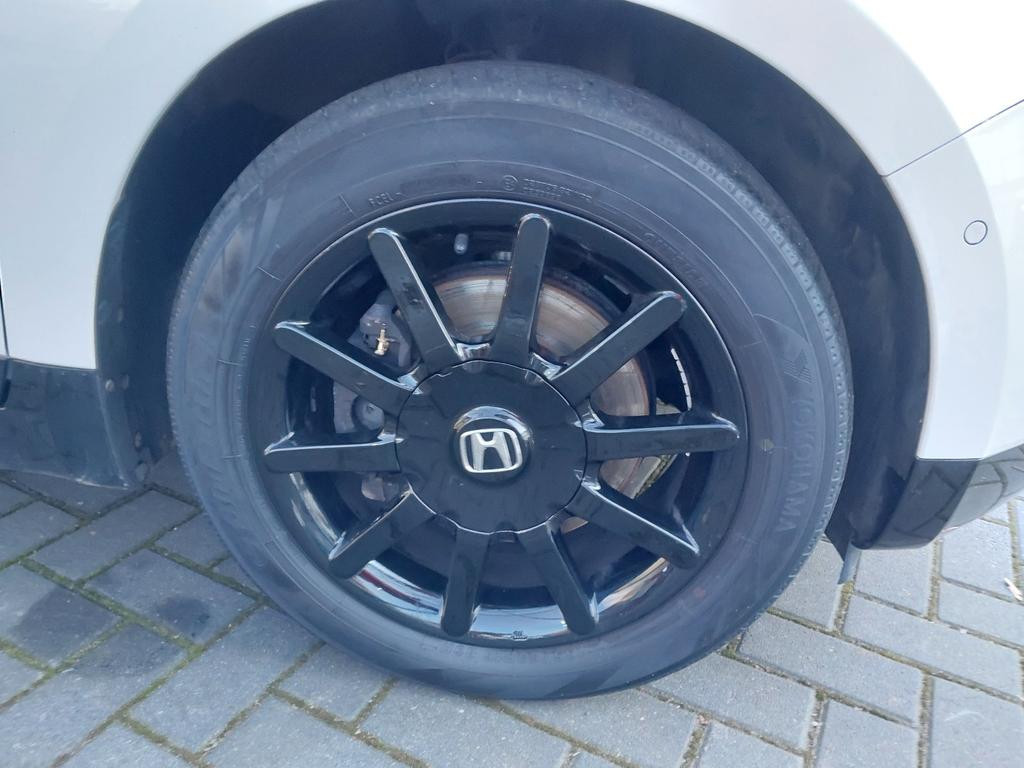 Honda e