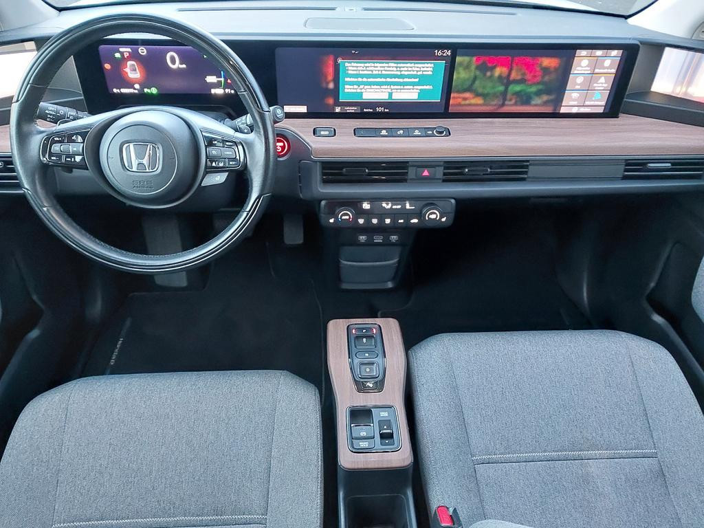 Honda e