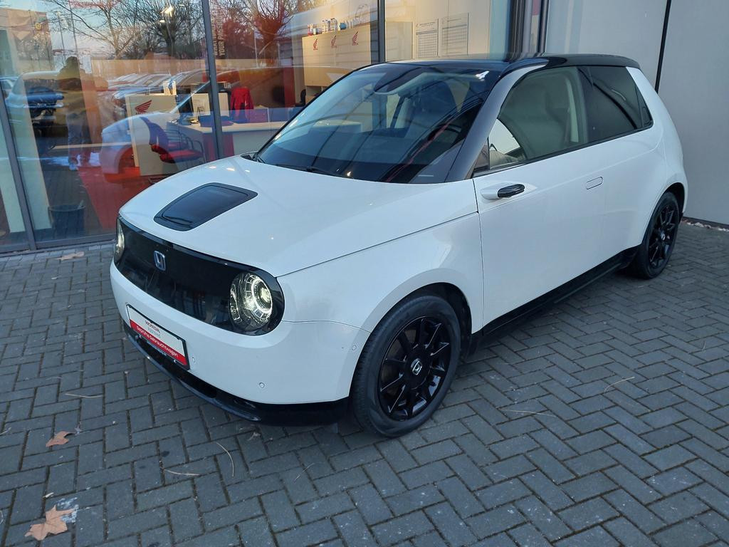 Honda e