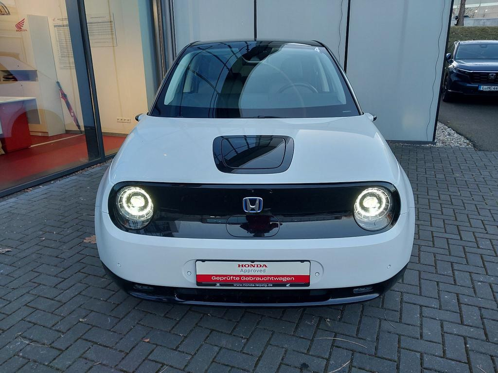 Honda e