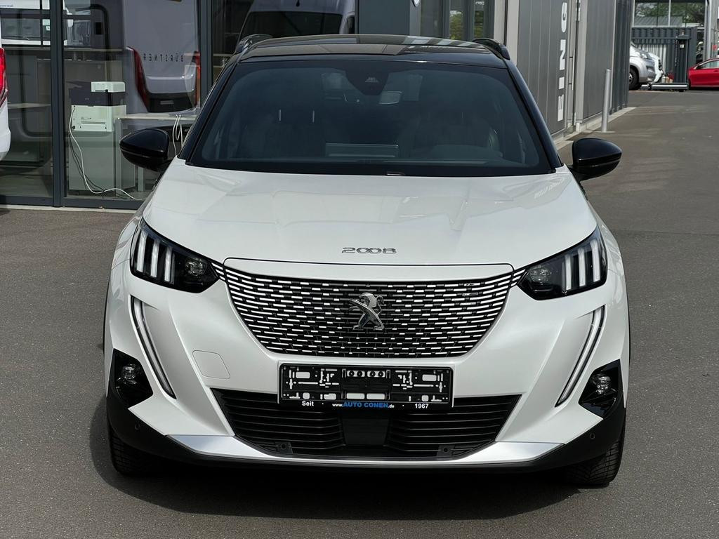 Peugeot e-2008