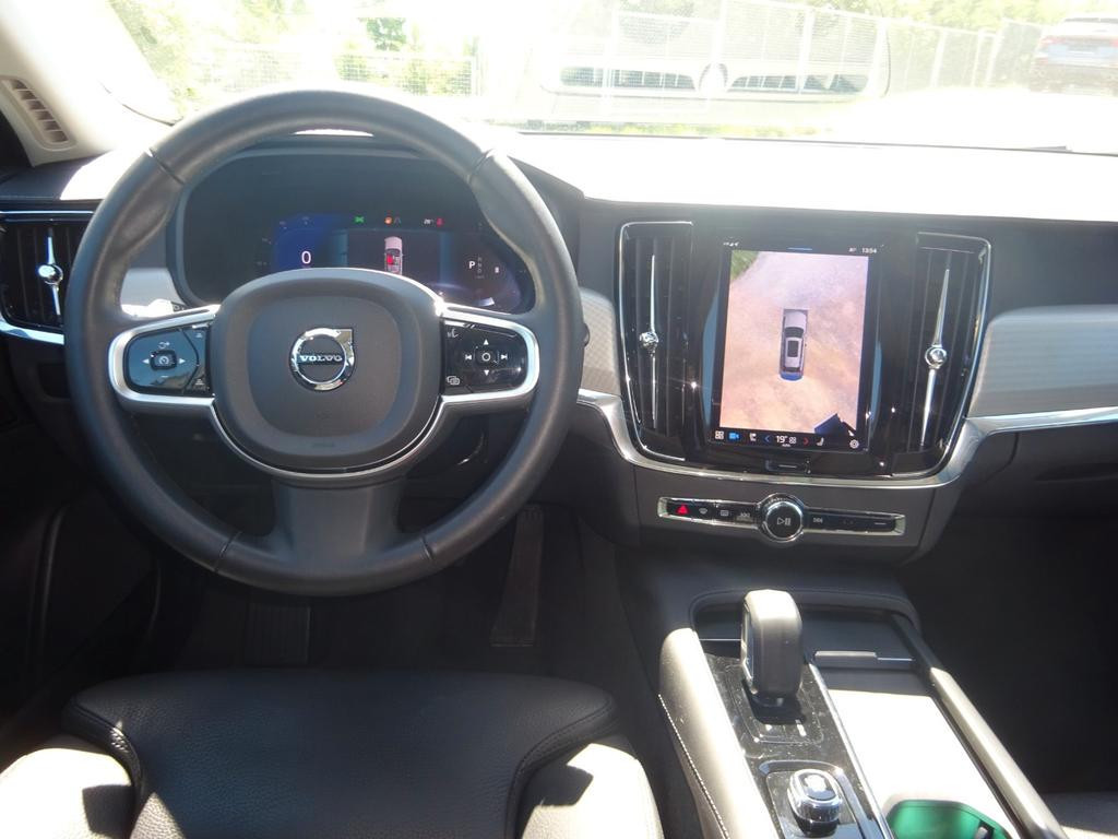 Volvo V90 Cross Country