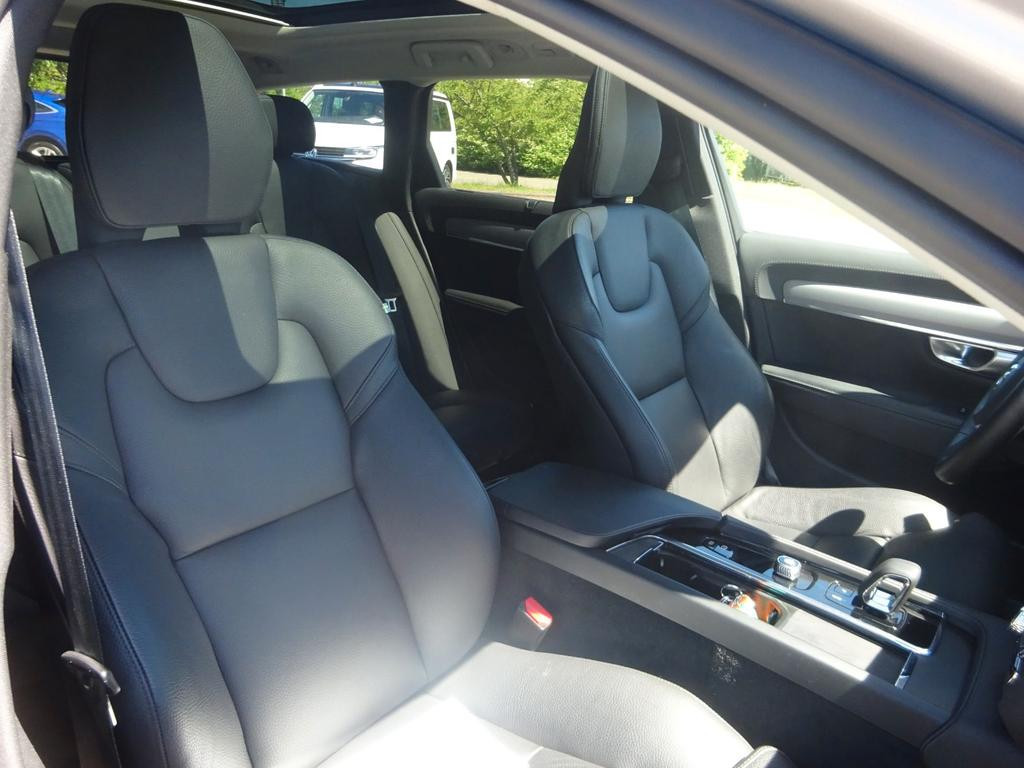 Volvo V90 Cross Country