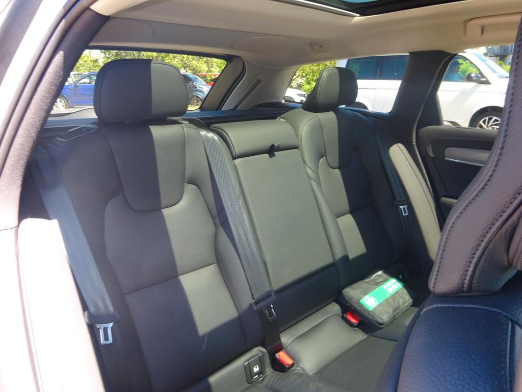Volvo V90 Cross Country