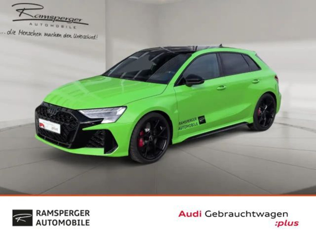 Audi RS3 Sedan S-Tronic