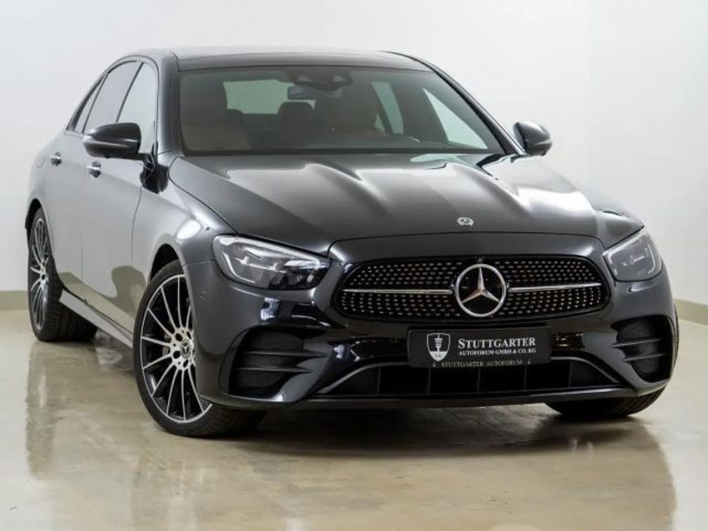 Mercedes-Benz E-Klasse E 400 4MATIC AMG Line E 400 d Sedan