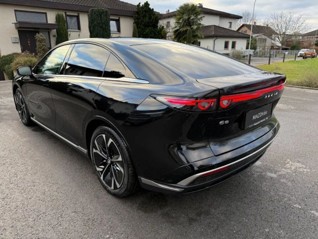 Mazda 6e