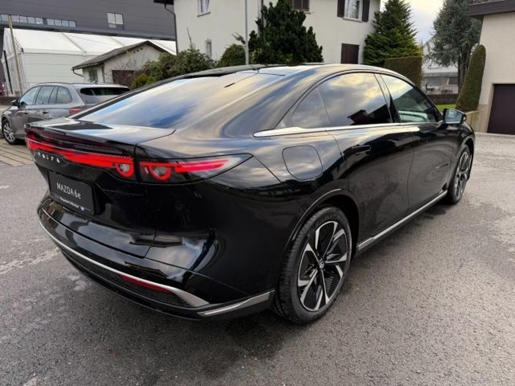 Mazda 6e