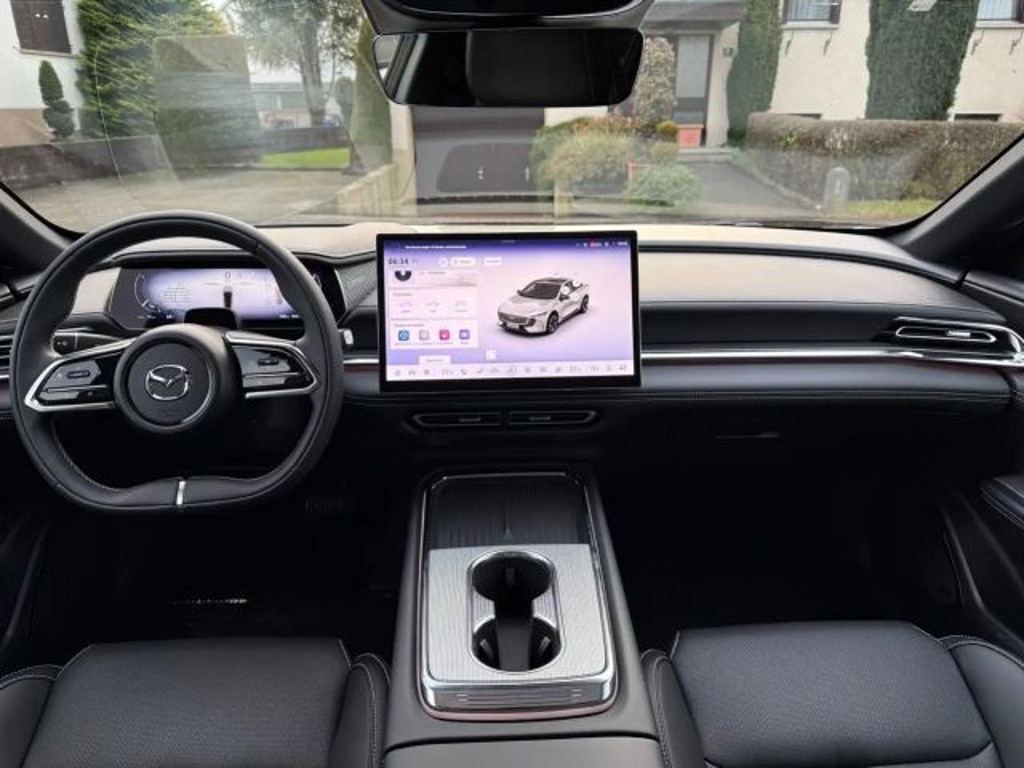 Mazda 6e