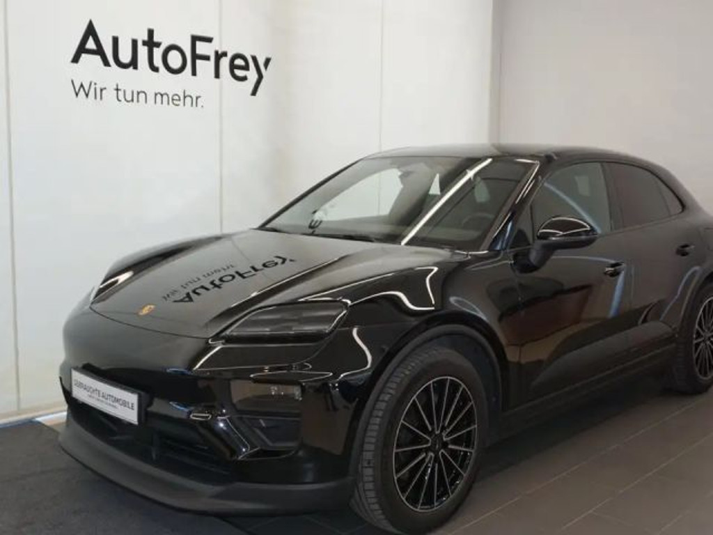 Porsche Macan 4