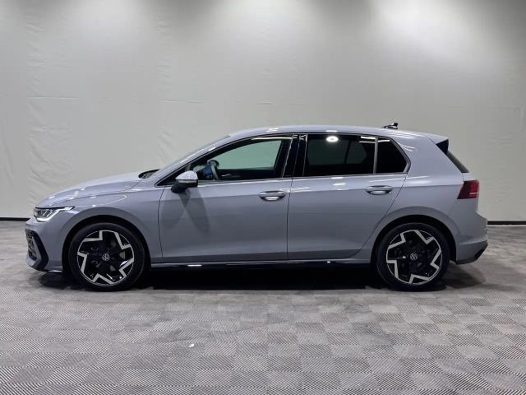 Volkswagen Golf DSG R-Line 2.0 TDI