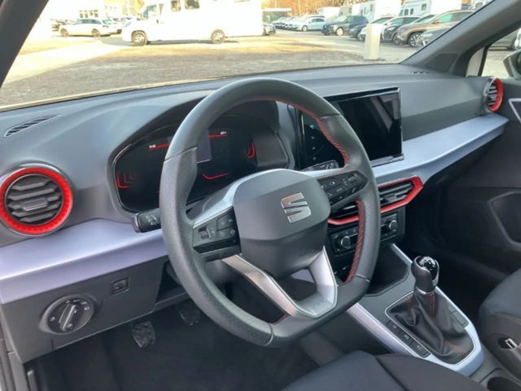 Seat Arona
