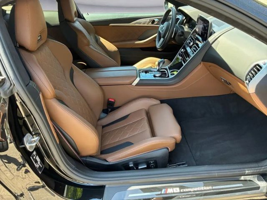 BMW M8