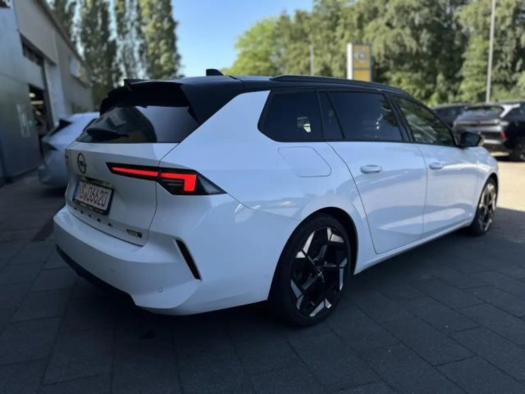 Opel Astra Sports Tourer Innovation GSe