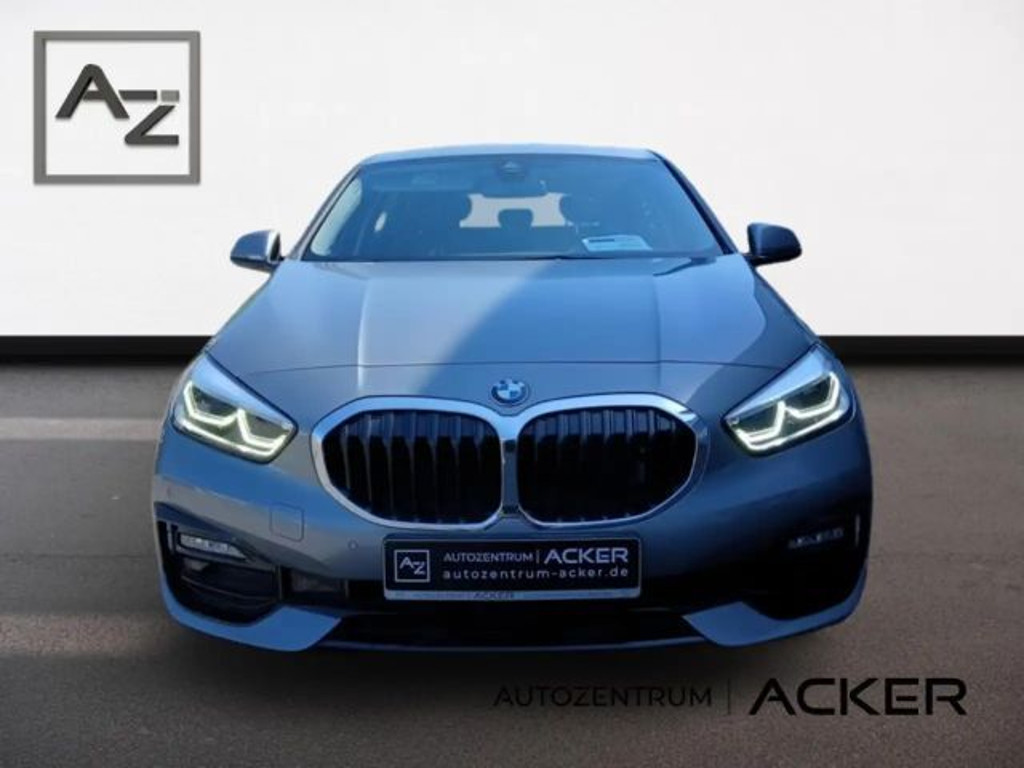 BMW 1 Serie 120 Sport Line Sedan 120i