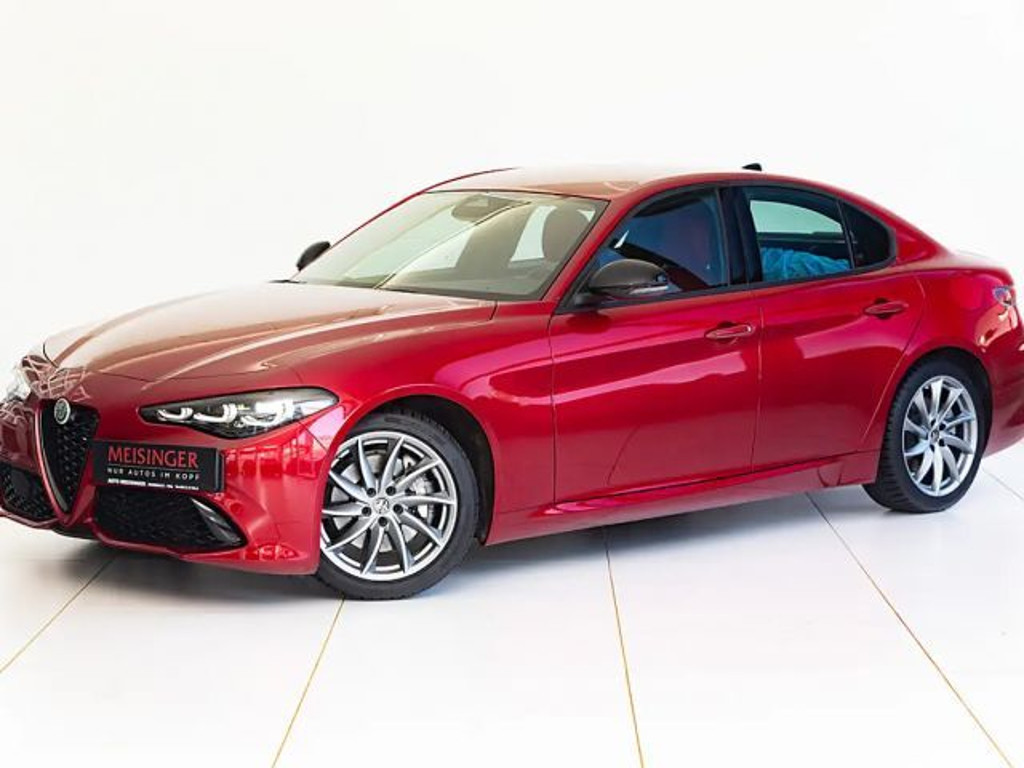 Alfa Romeo Giulia Q2 AT8