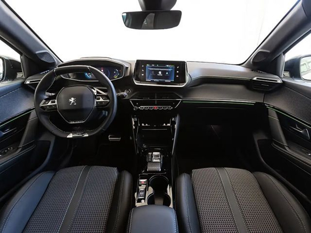 Peugeot e-208