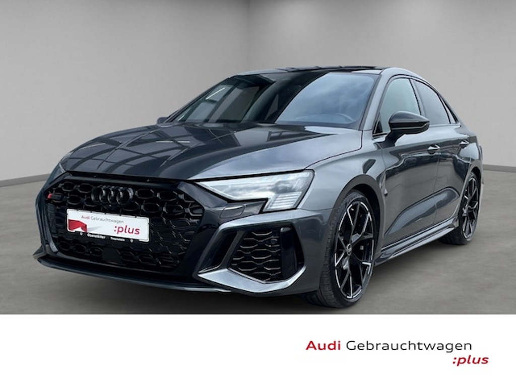 Audi RS3 Sedan Quattro S-Tronic
