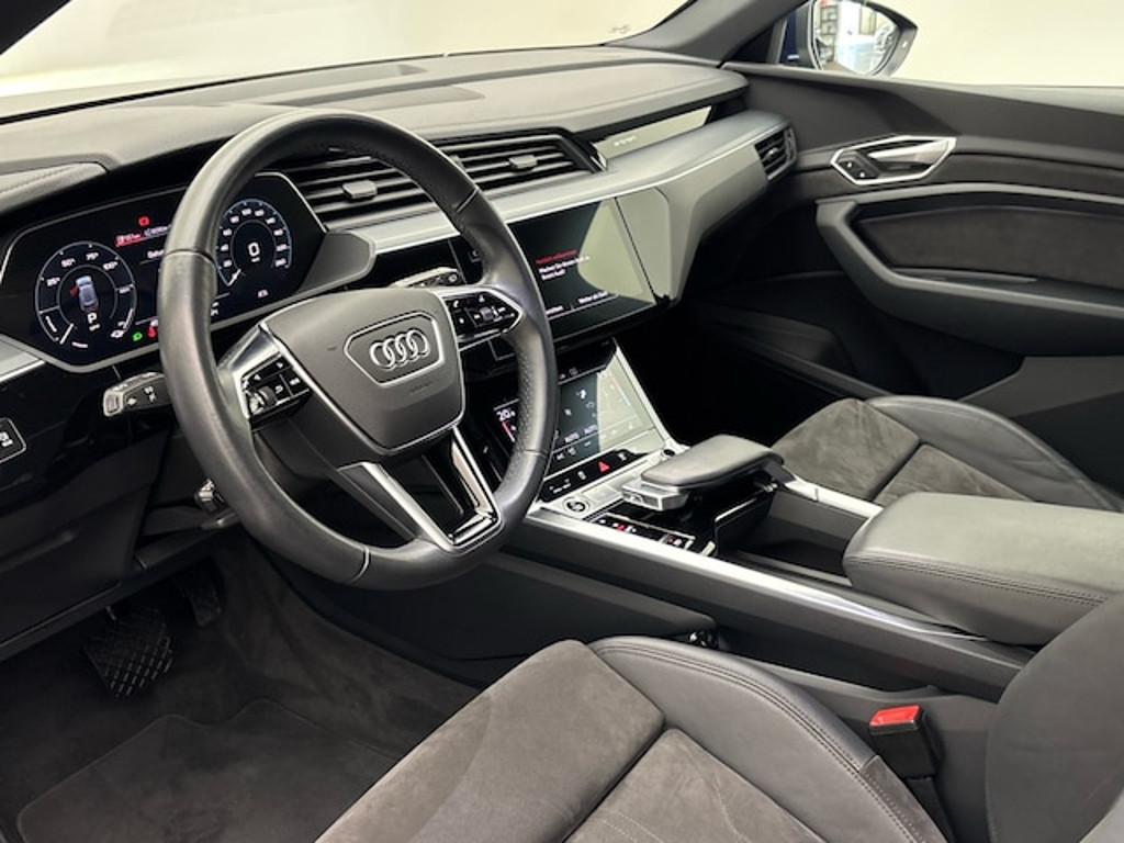 Audi e-tron
