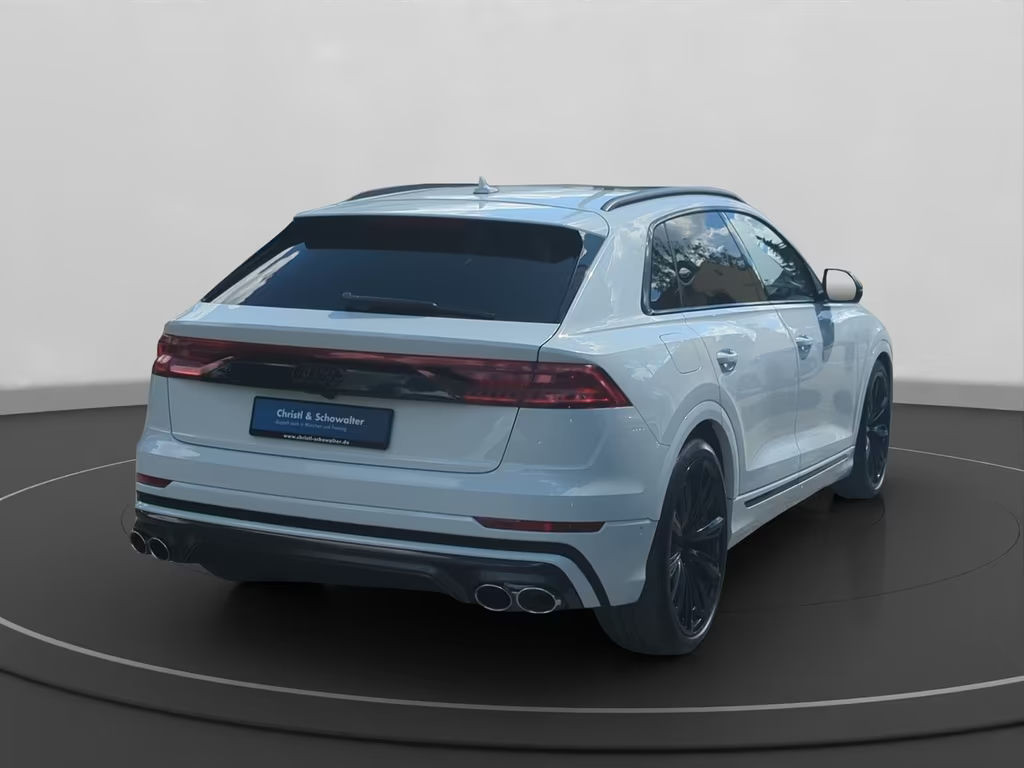 Audi SQ8