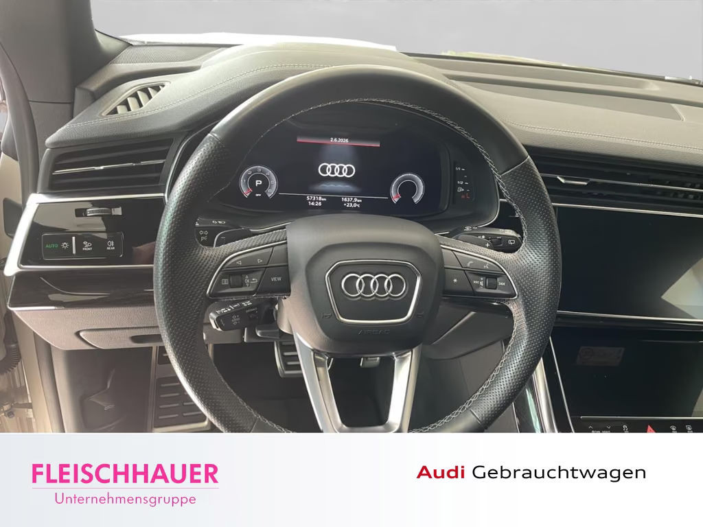 Audi Q8