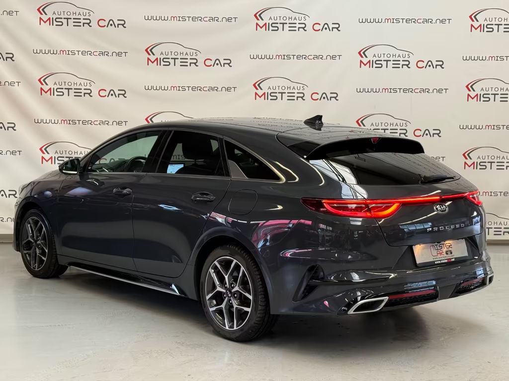 Kia ProCeed