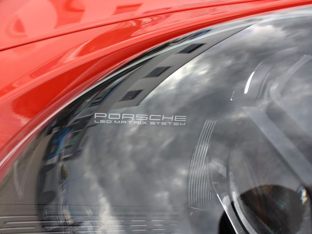 Porsche 911