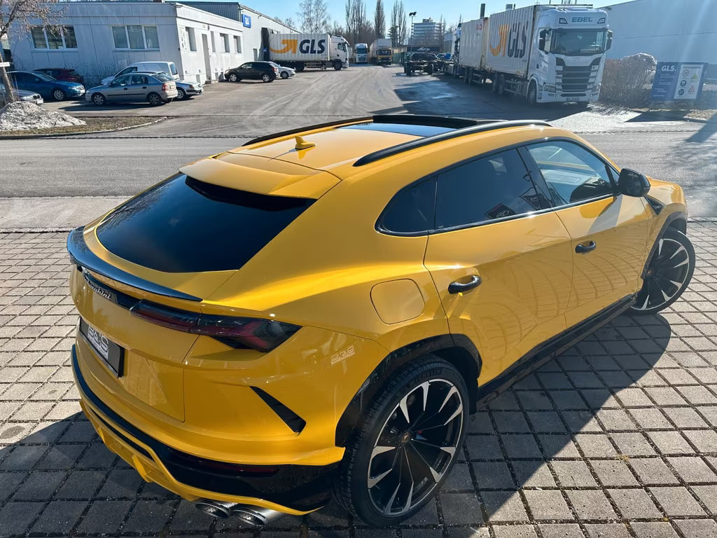 Lamborghini Urus