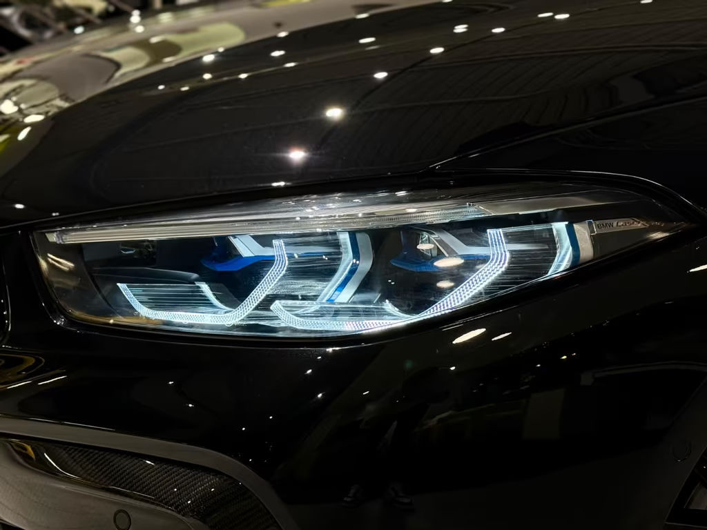 BMW M8