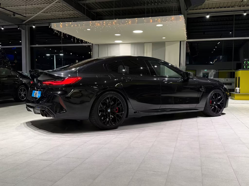 BMW M8