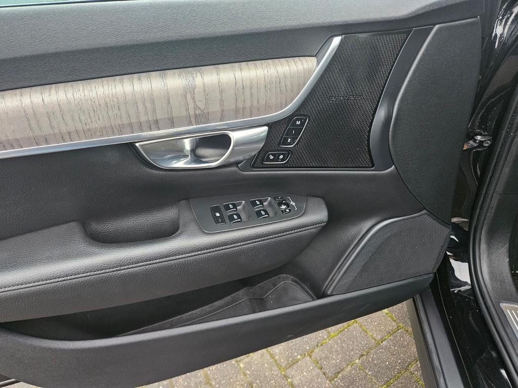 Volvo V90 Cross Country