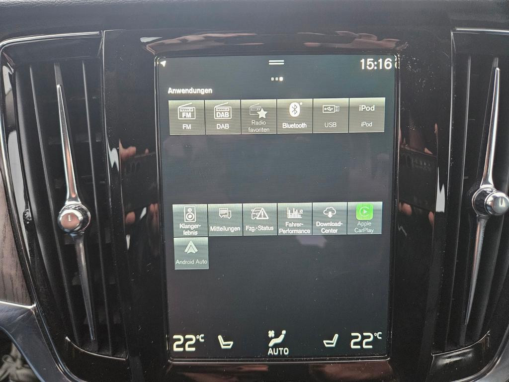 Volvo V90 Cross Country