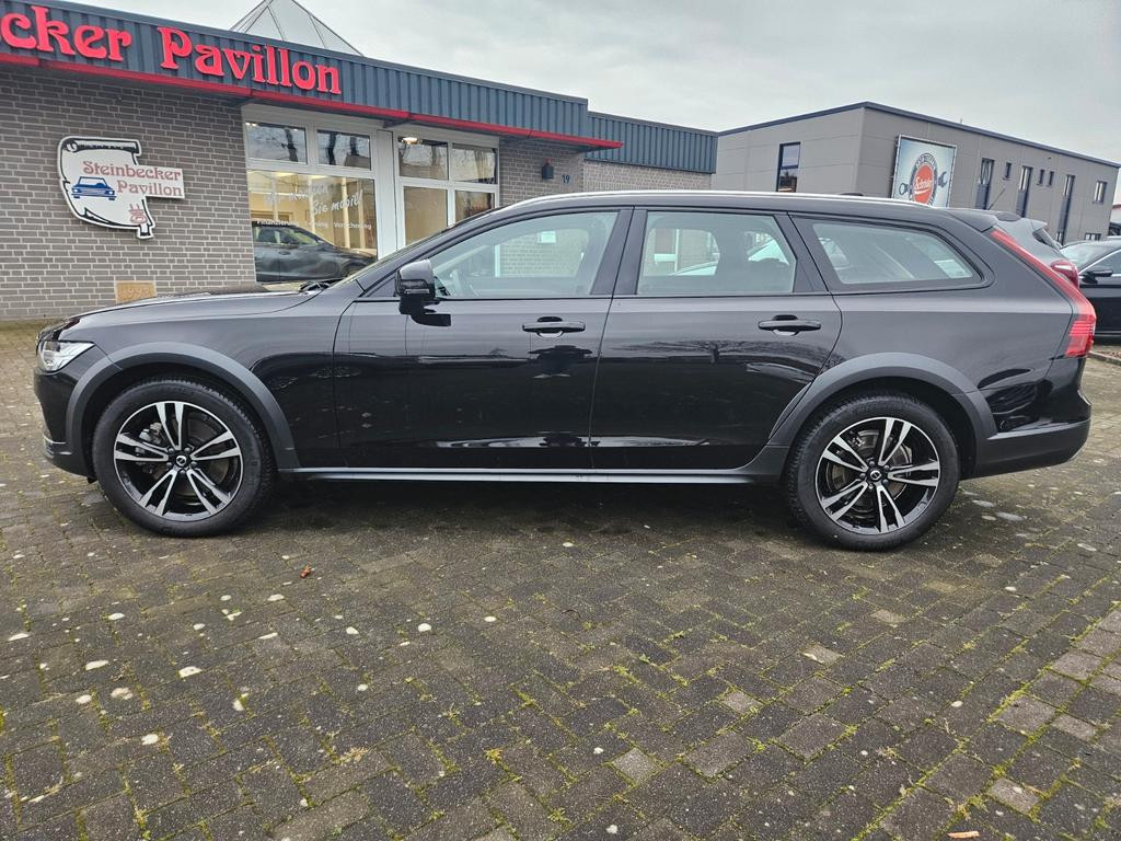 Volvo V90 Cross Country