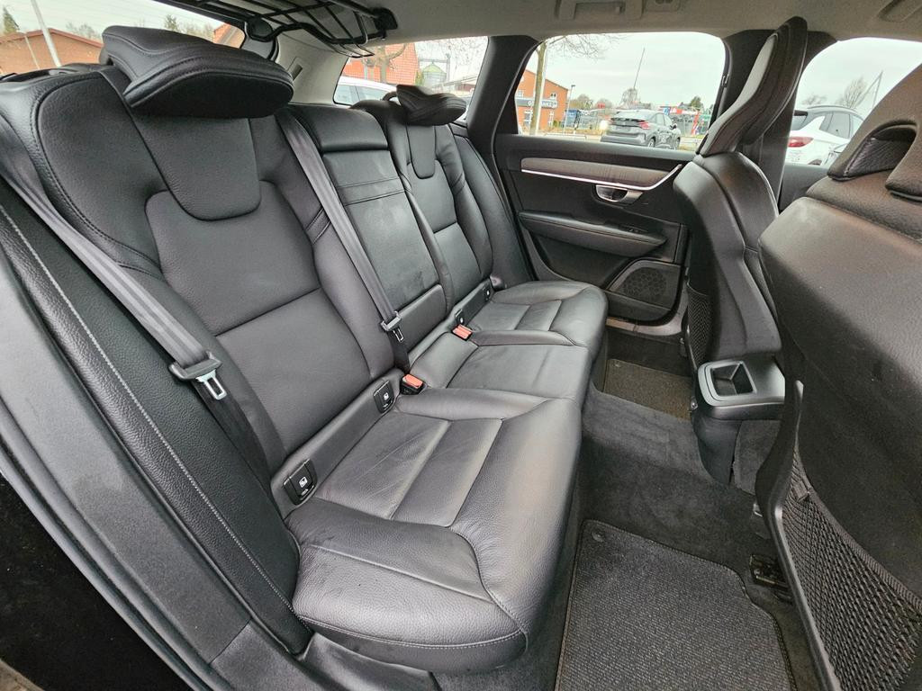Volvo V90 Cross Country