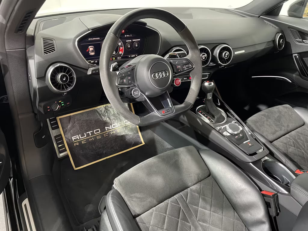 Audi TT RS