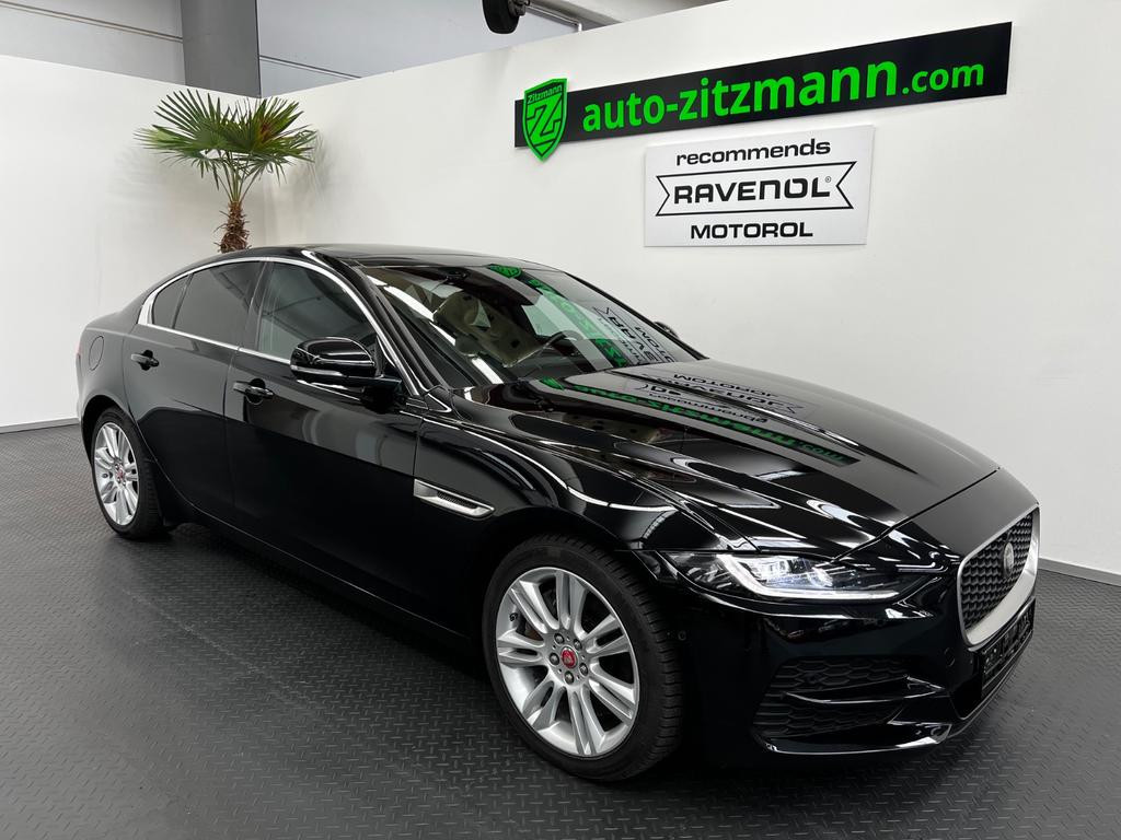 Jaguar XE