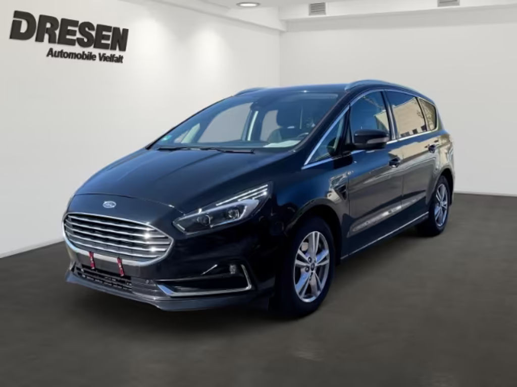 Ford S-Max Titanium