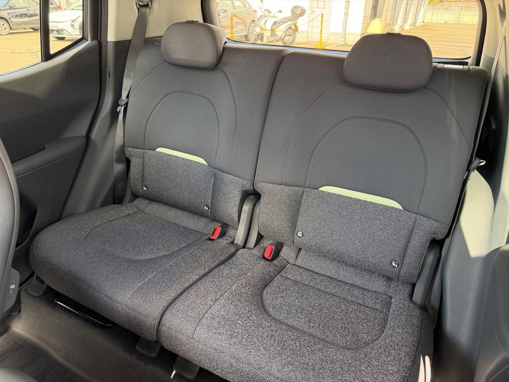 Kia EV2