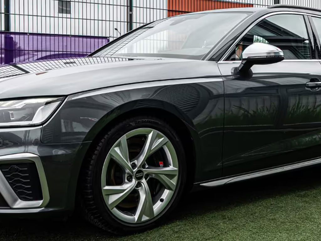 Audi S4
