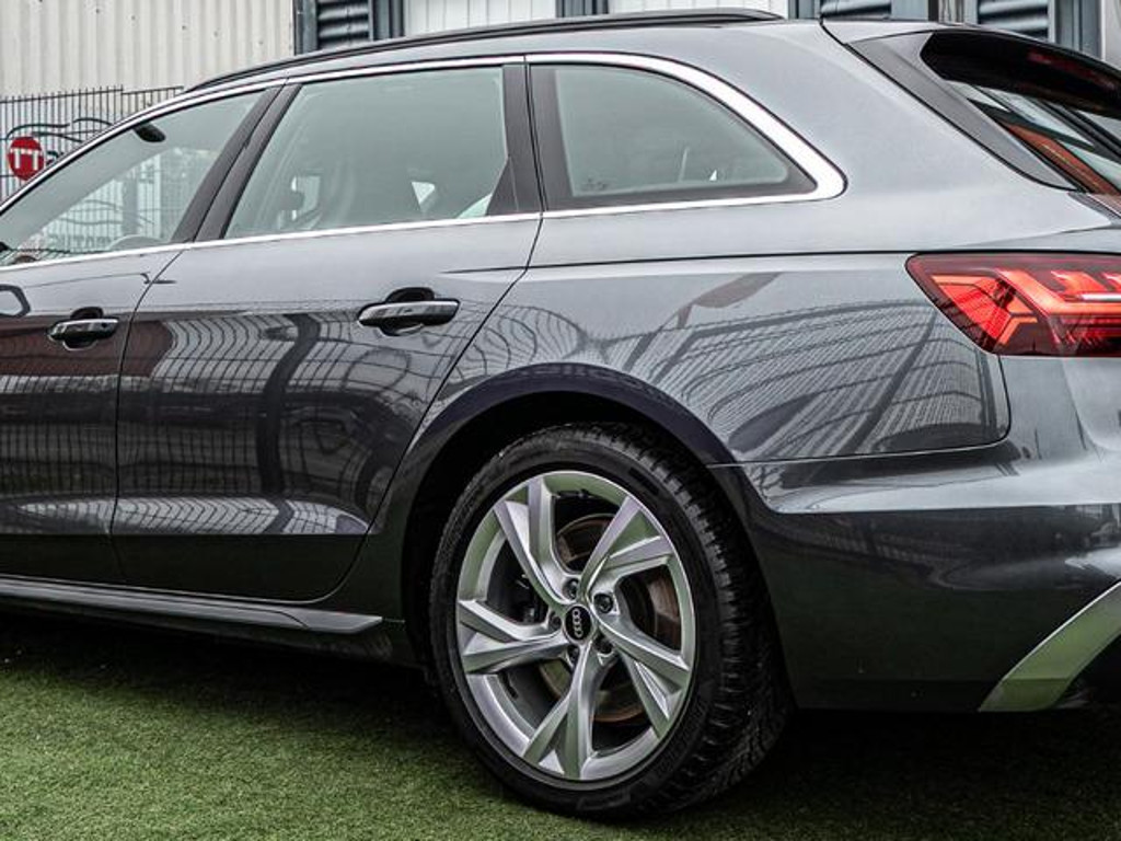 Audi S4