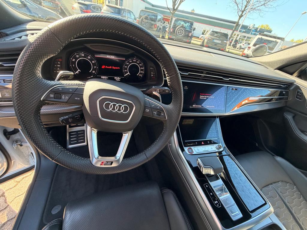 Audi RS Q8