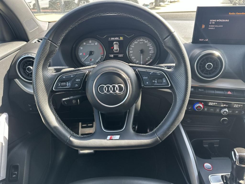Audi SQ2