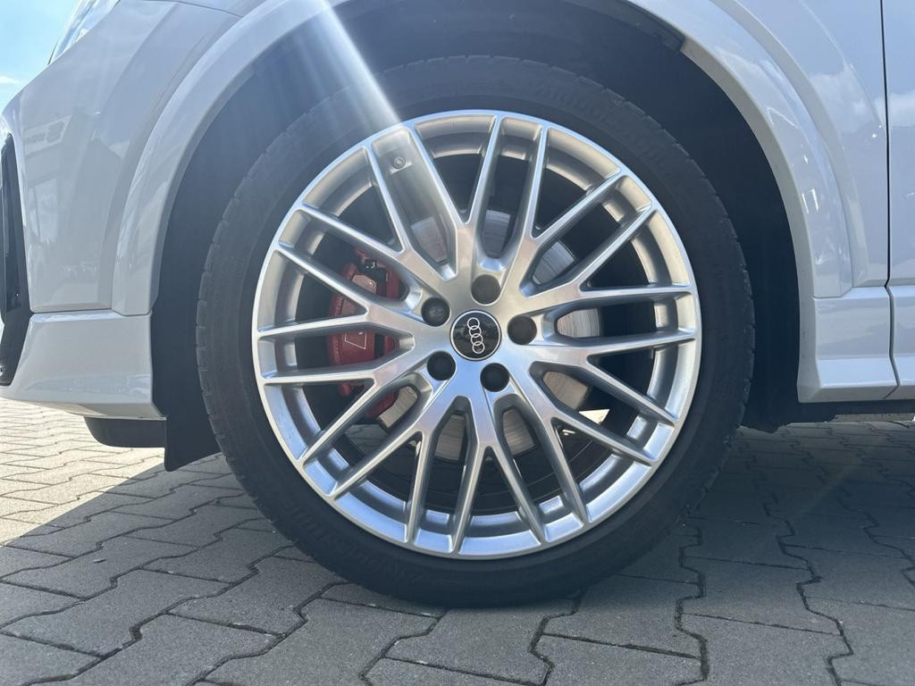 Audi SQ2