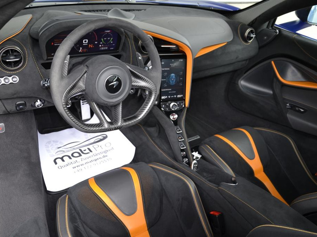 McLaren 720S